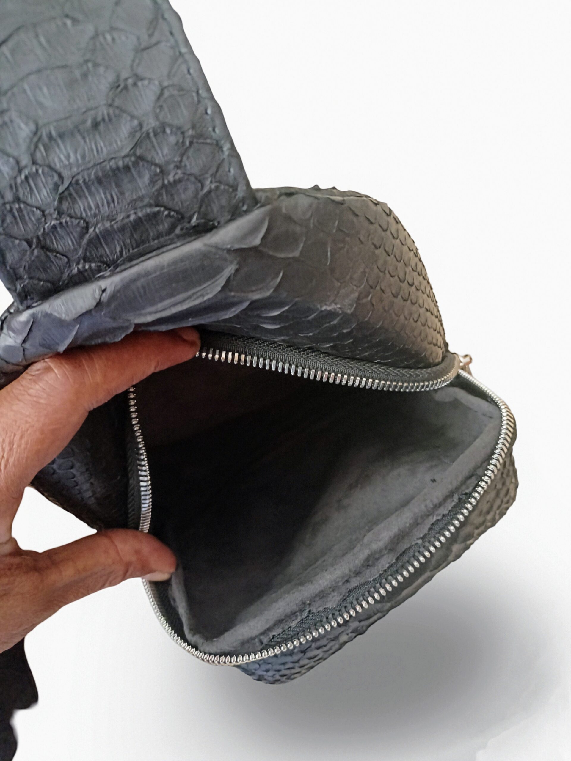 Handmade Snake Skin Crosbody Bag Sling Bag - Image 4