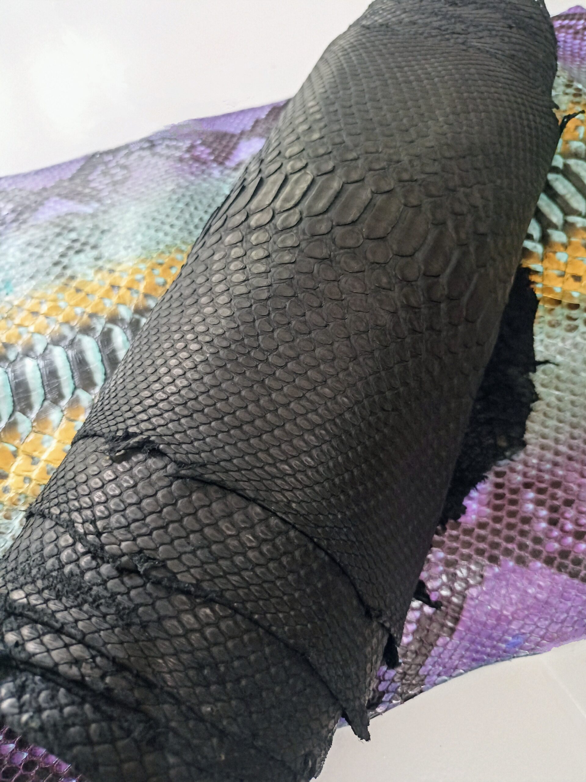 Handmade Snake Skin Women's Purses - Image 7