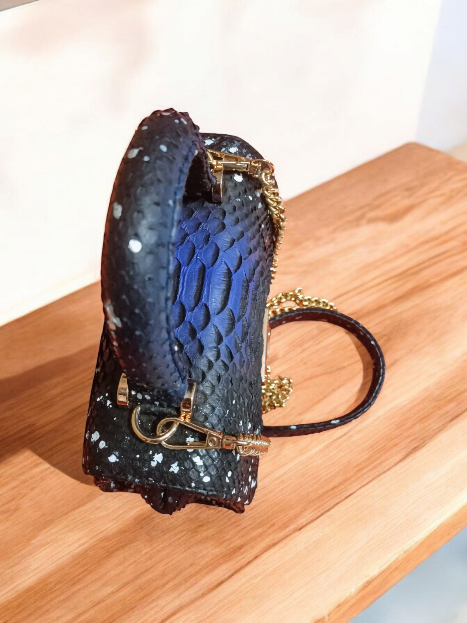 Handmade Genuine Snake Skin Women's Purses - Image 4