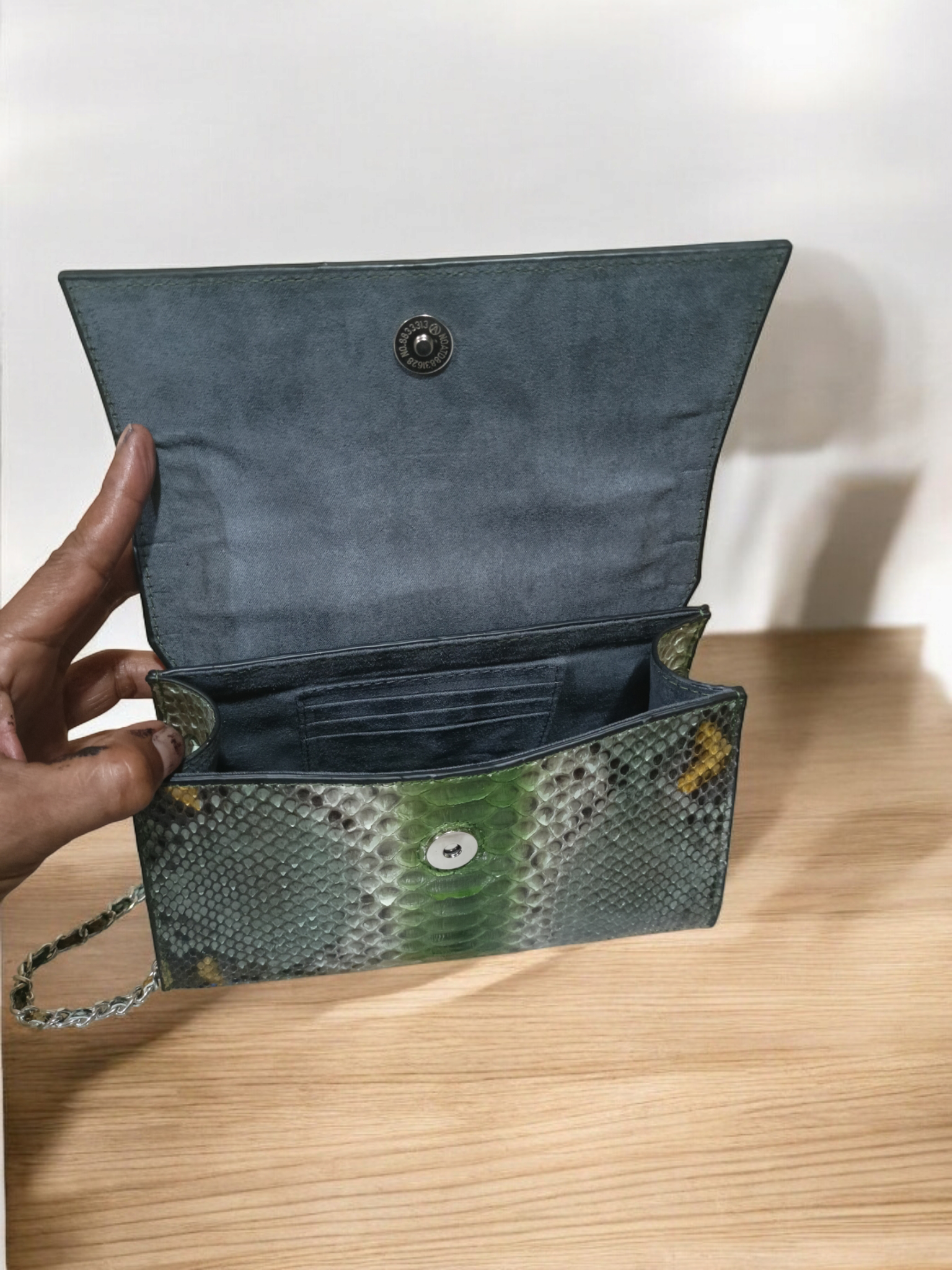 Handmade Snake Skin Women's Small Shoulder Bags - Image 4