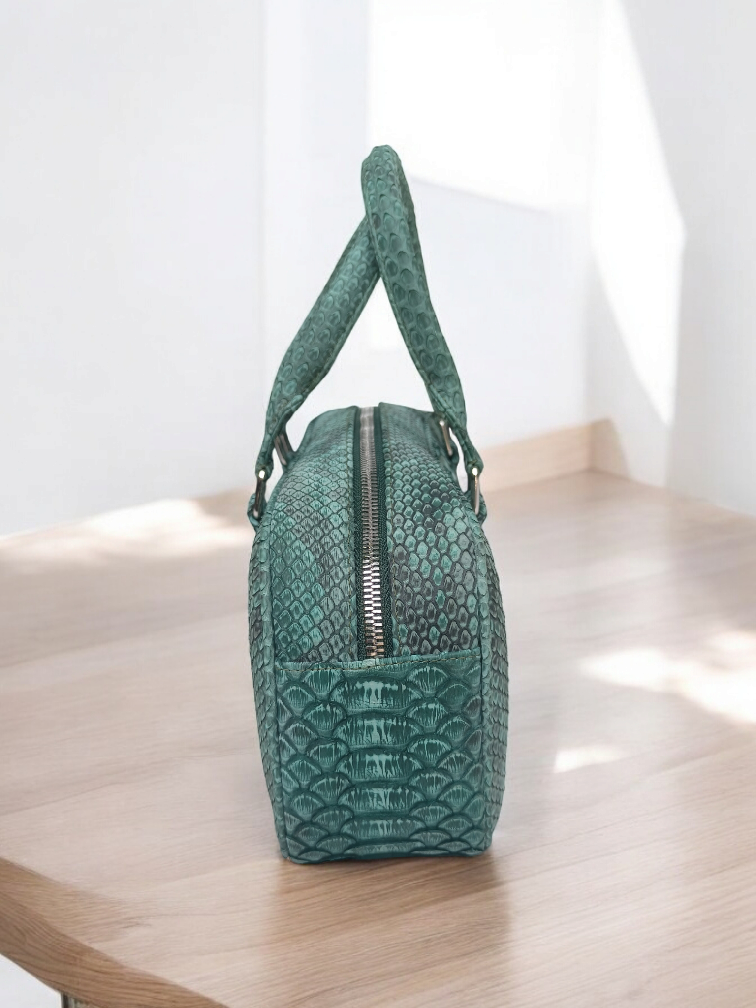 Handmade Snake Skin Women's Top Handle - Image 5