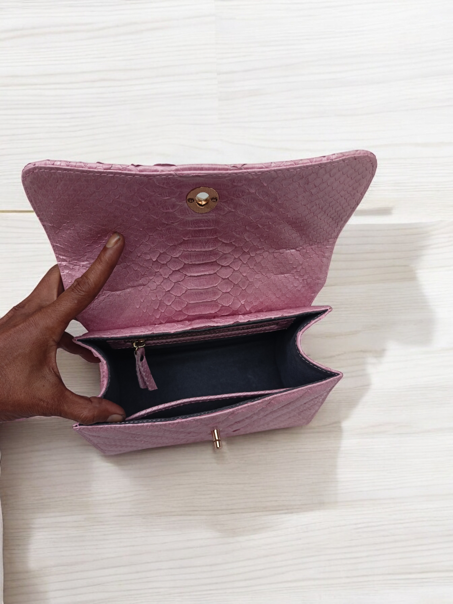 Handmade Snake Skin Women's handbag - Image 5